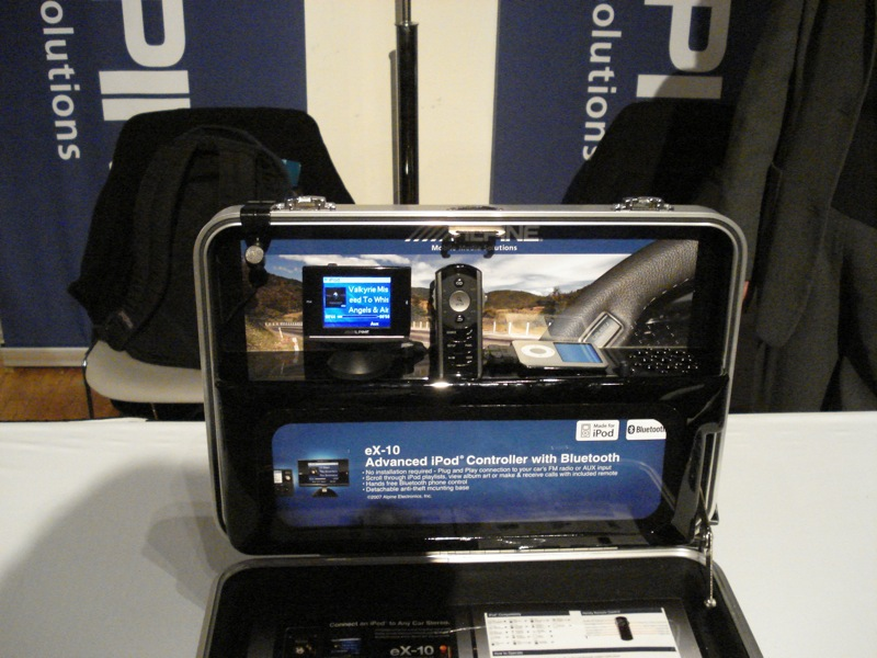 Illustration for article titled Alpine eX-10 Bluetooth Hub and iPod FM Transmitter For Your Car